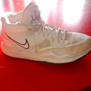 COPY - Nike Kyrie infinity atlethic shoes size 9.5
